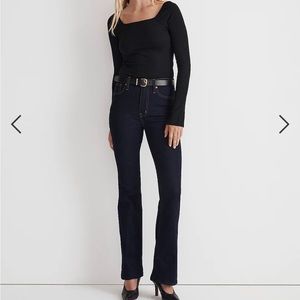 NEW WITH TAGS Madewell Skinny Flare Jeans in Rinse
Wash in Size 28 NM251